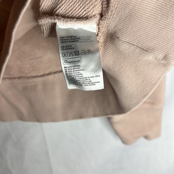 H&M BASICS PINK CROP CREWNECK (L) - Picture 6 of 7